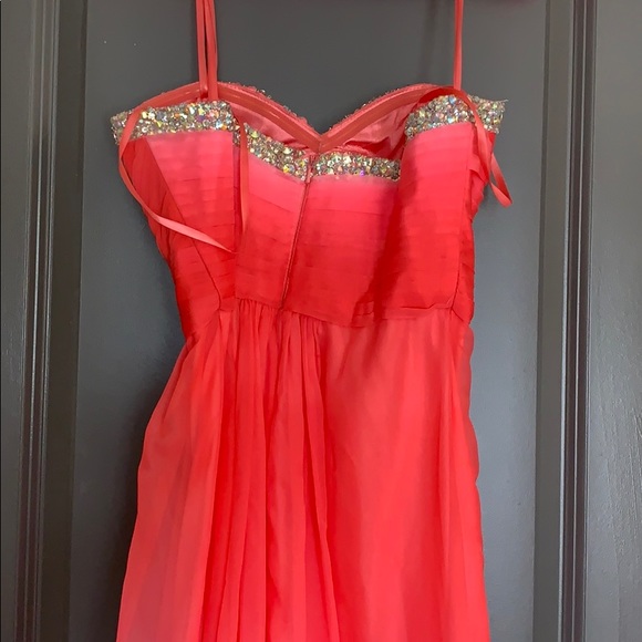 Prom dress - Picture 4 of 5